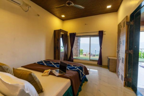 Luxurious 5bhk Valley Edge Infinity Pool Villa